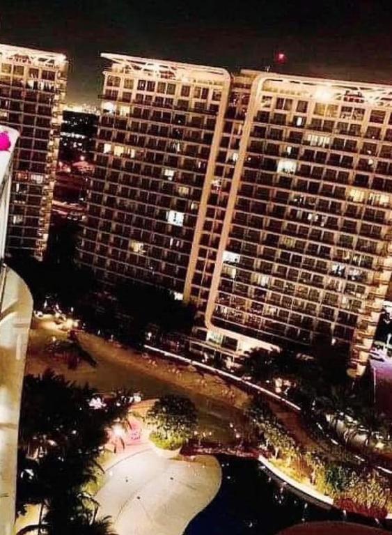 Azure Urban Resort A3 Near Airport Mall With Balcony Wavepool マニラ市 エクステリア 写真