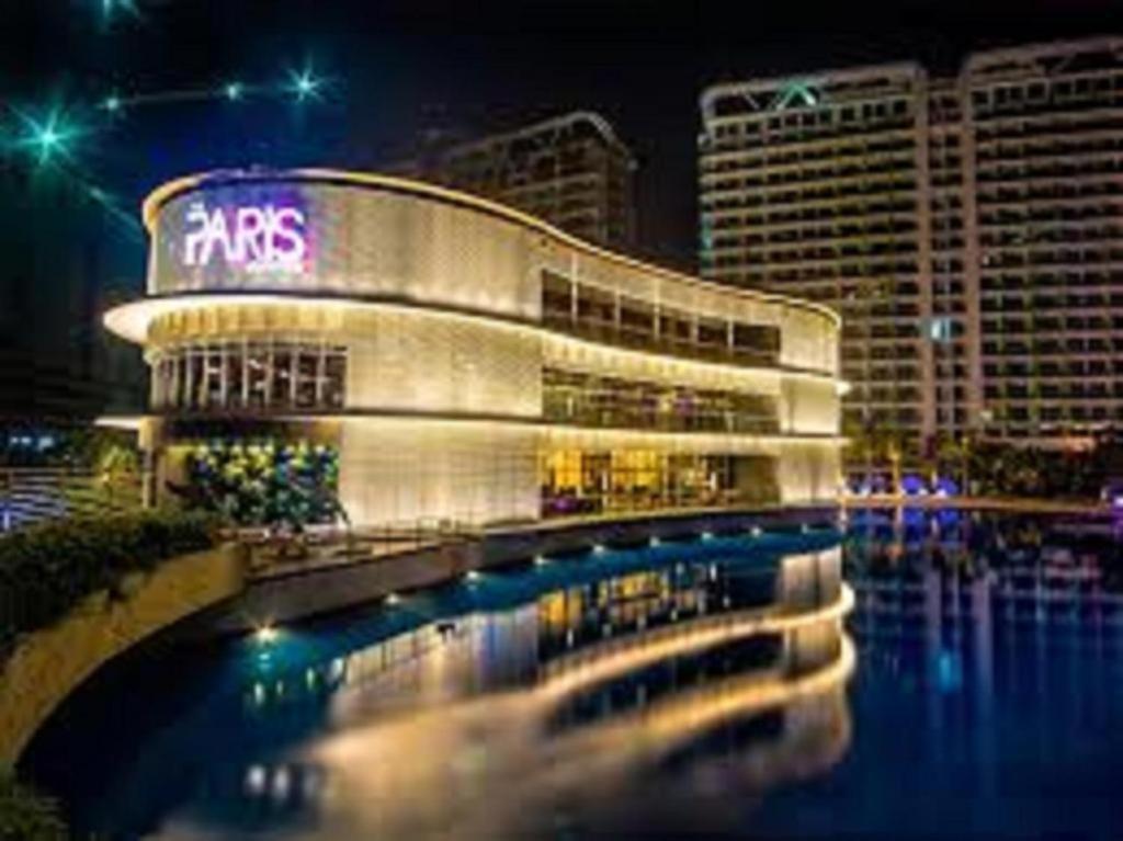 Azure Urban Resort A3 Near Airport Mall With Balcony Wavepool マニラ市 エクステリア 写真
